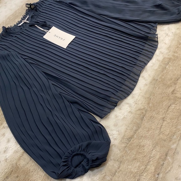 NWT💕FRAME Pleated Tie-Front Top Size XS - Picture 10 of 15